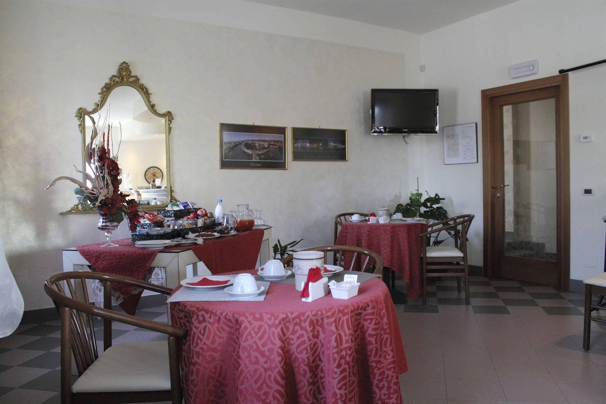 Hotel Europa Dossobuono Luaran gambar
