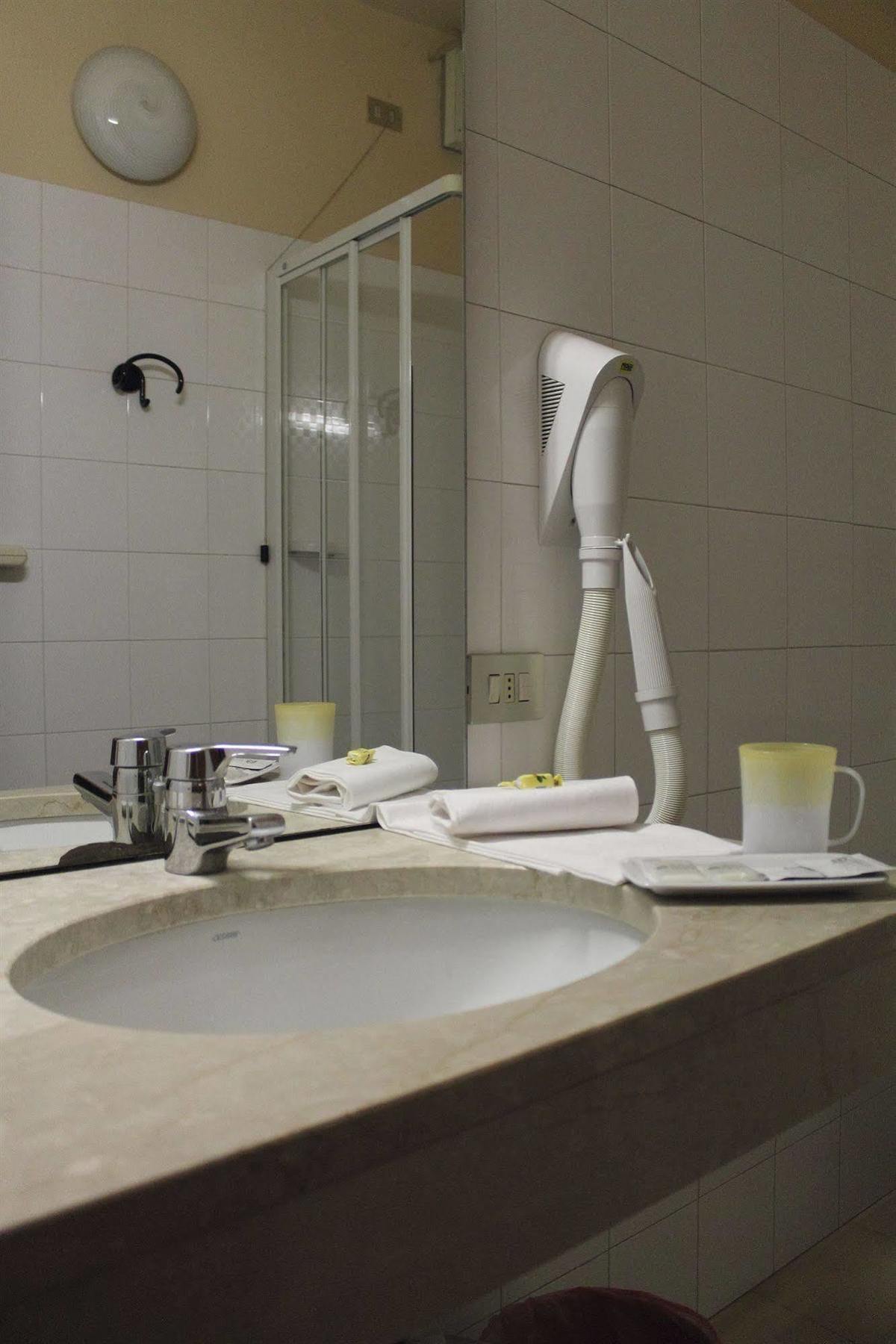 Hotel Europa Dossobuono Luaran gambar